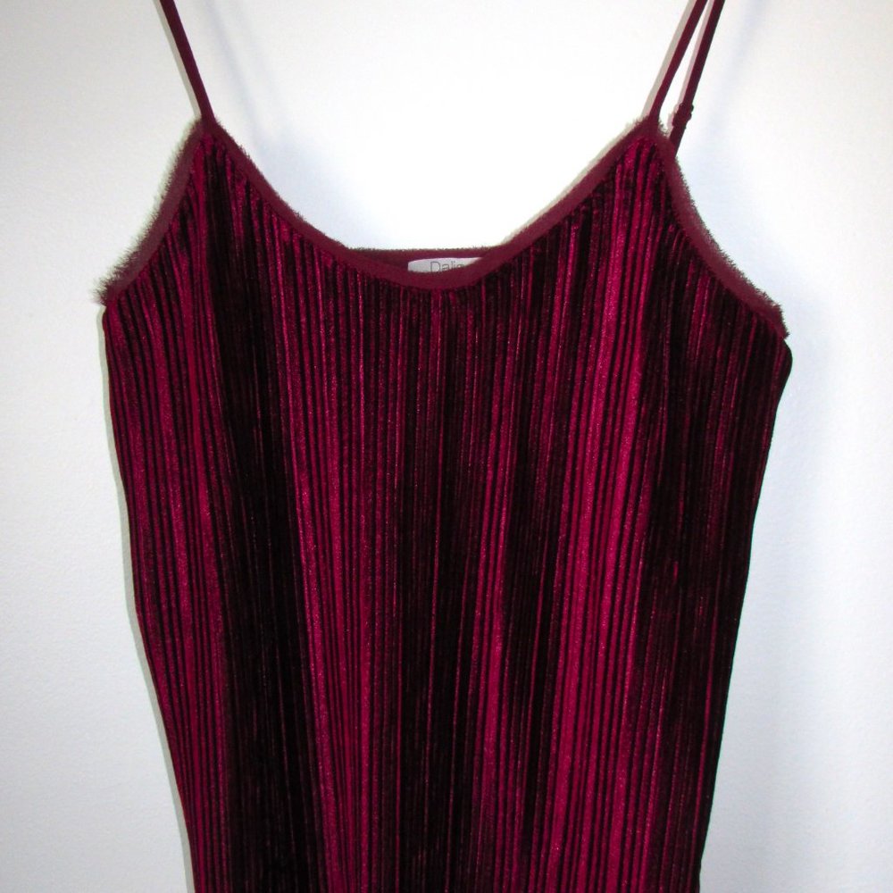 Burgundy velvety tank by Dalia
